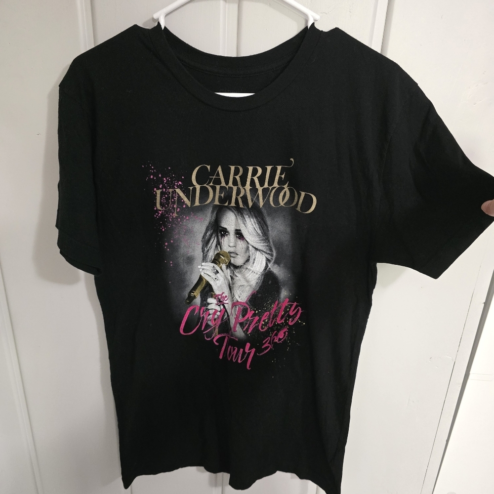 Carrie Underwood The Cry Pretty Tour 360 Concert T-Shirt